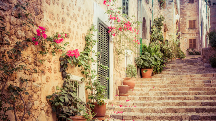 Descubre Fornalutx, un pueblo con encanto en Mallorca