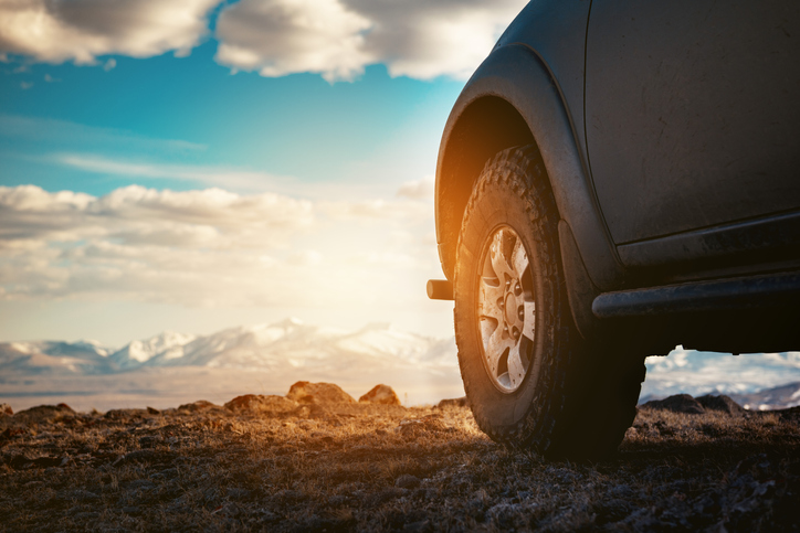 Si estás buscando un coche con el que puedas echarte todos los kilómetros que quieras a la espalda, lo tienes sencillo, elije un Jeep. Cada vez son más os usuarios que disfrutan de un Jeep por toda la versatilidad que ofrece en cuanto a viajes Si estás buscando un coche con el que puedas echarte todos los kilómetros que quieras a la espalda, lo tienes sencillo, elije un Jeep. Cada vez son más os usuarios que disfrutan de un Jeep por toda la versatilidad que ofrece en cuanto a viajes