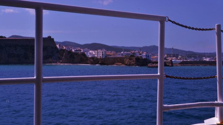 Viajar en Ferry de Barcelona a Ibiza: la mejor experiencia en el mar
