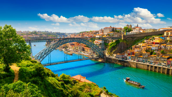 Descubriendo Portugal en Familia: Lugares Imperdibles y Consejos de Viaje