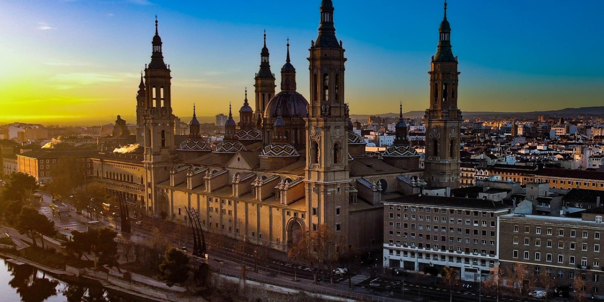 Descubriendo Aragón: Guía de viaje y alojamiento en Zaragoza